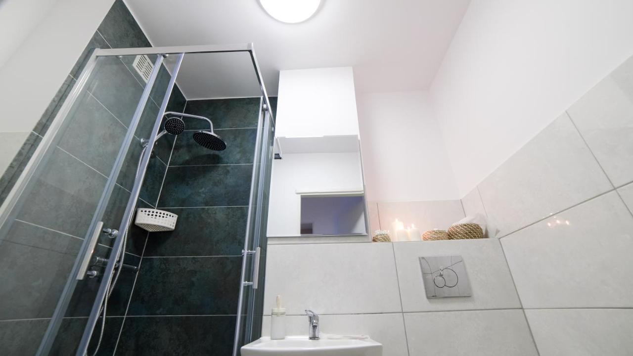 Wow Rooms Warsaw Ngoại thất bức ảnh