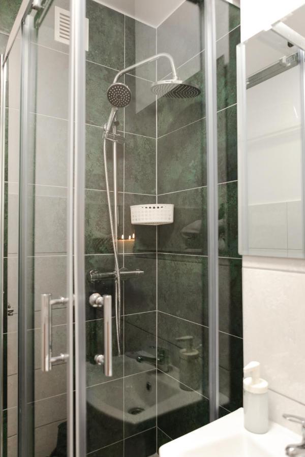 Wow Rooms Warsaw Ngoại thất bức ảnh